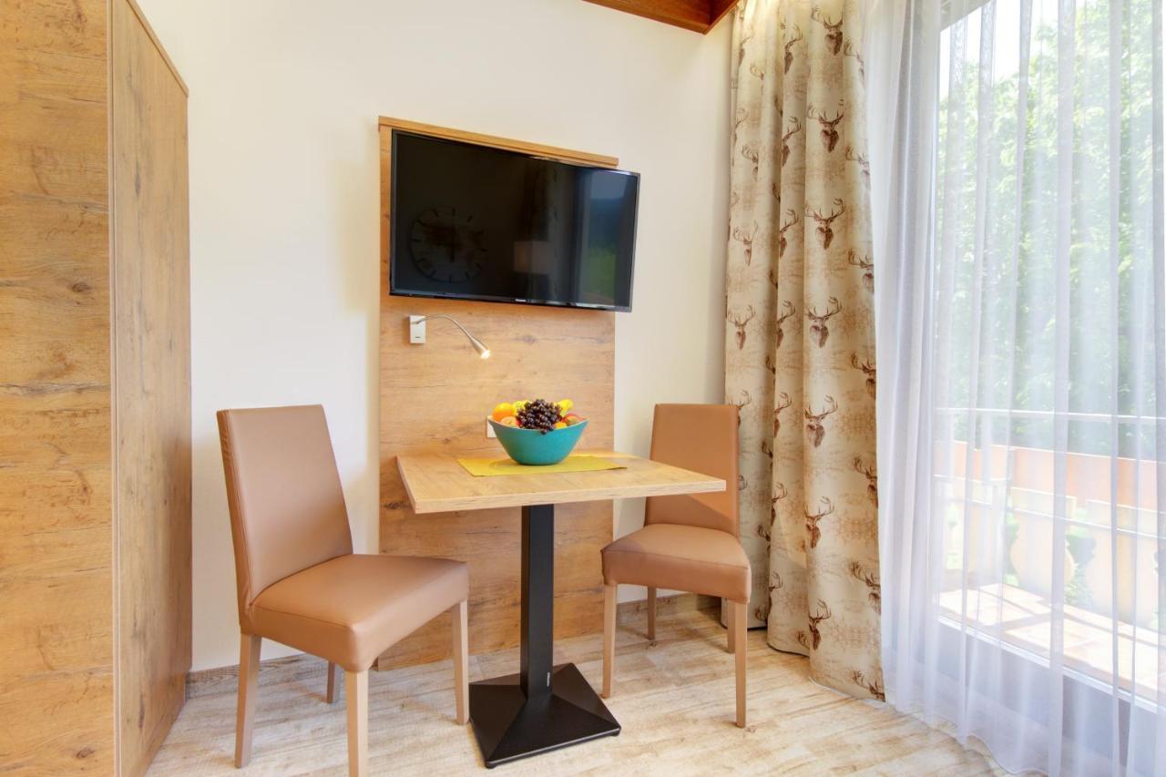 באיירסברון Gaestehaus Gaiser מראה חיצוני תמונה
